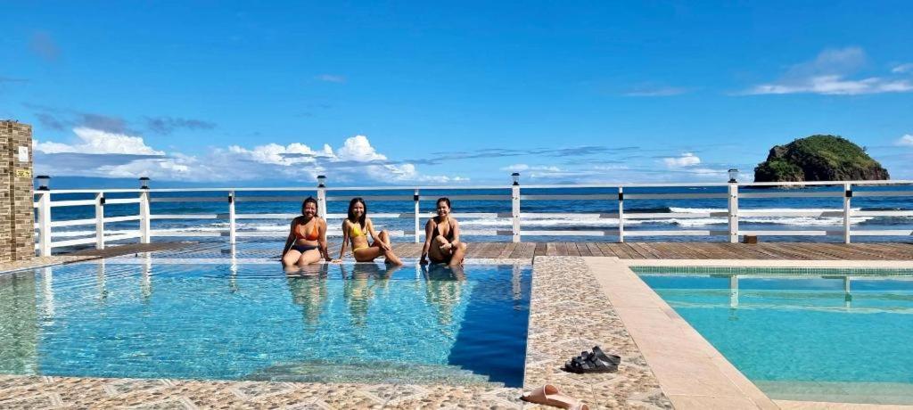 Aura Marina Sands Beach Resort Baler Exteriér fotografie